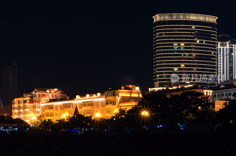 青岛栈桥夜景