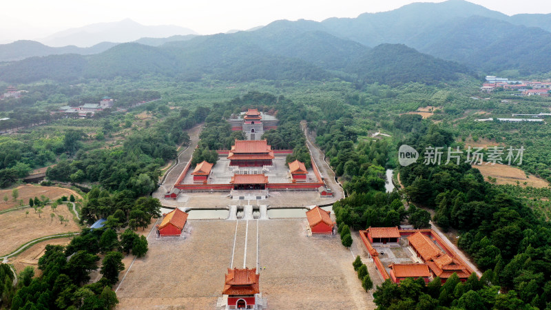 清东陵 清代皇家陵寝建筑群