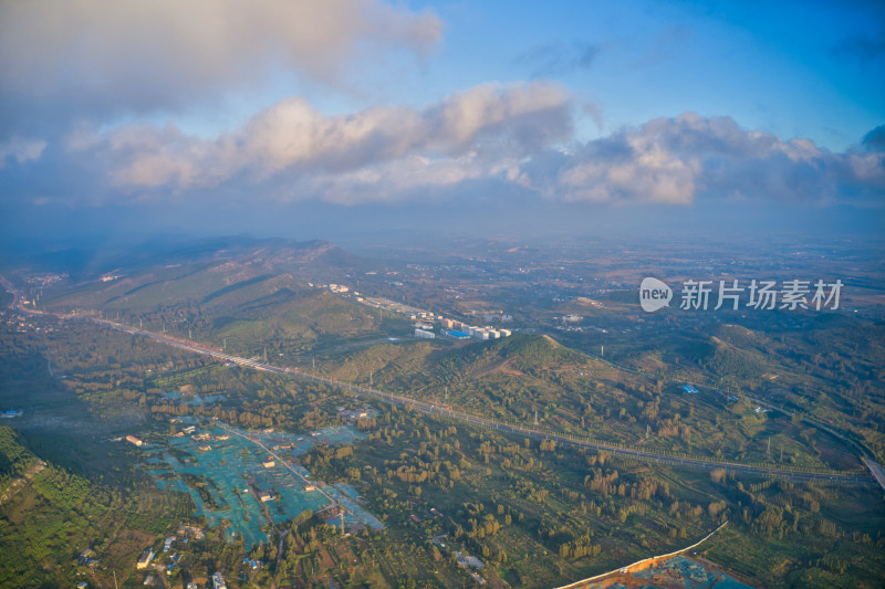 枣庄中轴线文体中心巨山风光