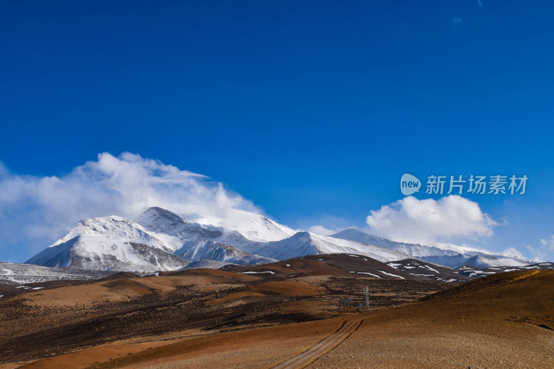 纳木那尼峰