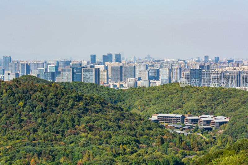 杭州湘湖畔城市建筑风光