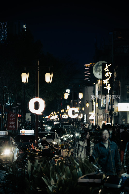 太平老街牌坊夜景特写