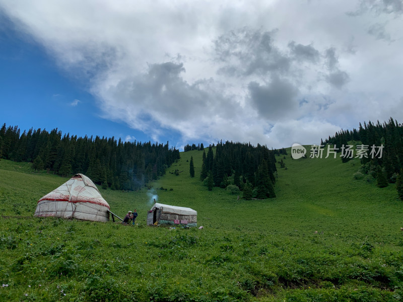 中国新疆伊犁那拉提草原旅游风光