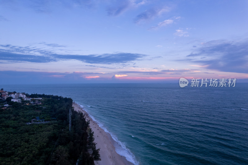 广西北海涠洲岛海边石螺口日落晚霞