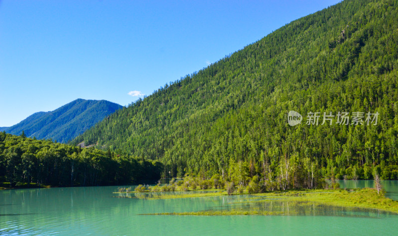 湖泊森林草地新疆阿勒泰喀纳斯