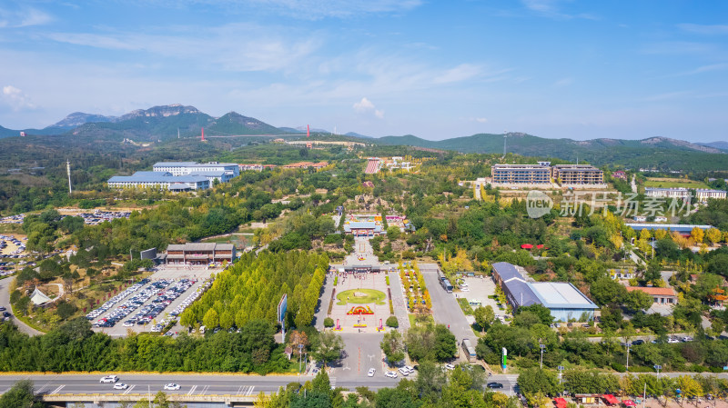 青州九龙屿风景区航拍秋景