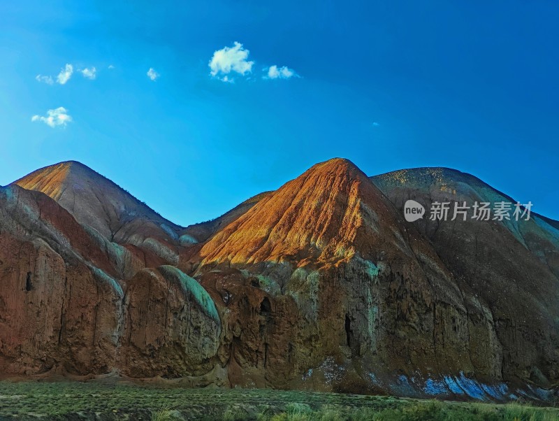 西北七彩丹霞自然地貌