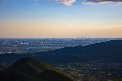 内蒙古呼和浩特大青山夕阳自然风光