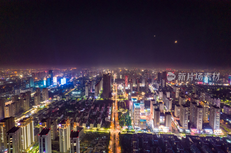 山东日照城市夜景交通航拍图