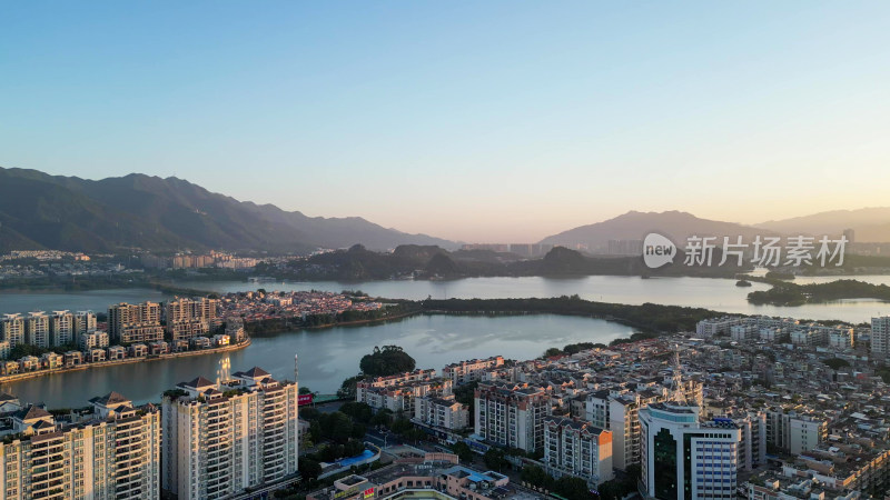 航拍广东肇庆大景肇庆城市风光