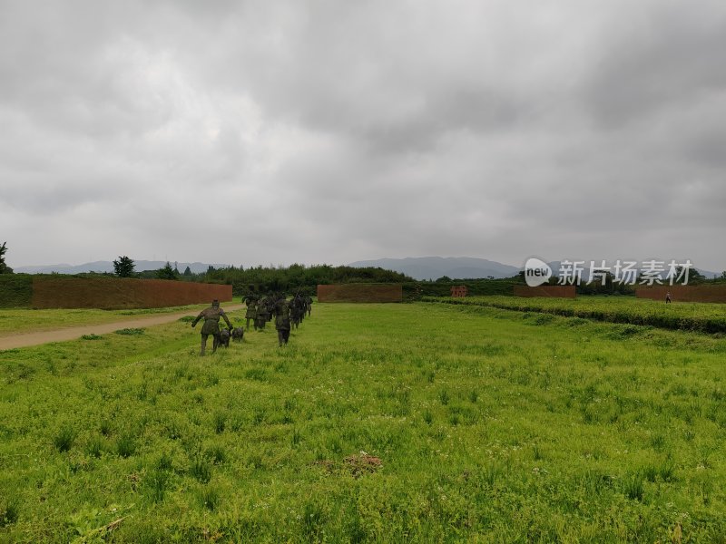 良诸古代先民田园生活的的场景