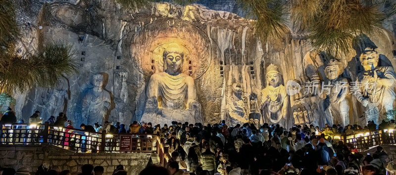 洛阳龙门石窟世界文化遗产文物旅游夜景