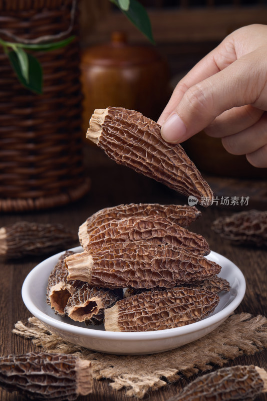 羊肚菌干 野生菌 干羊肚菌 干货 松茸菌