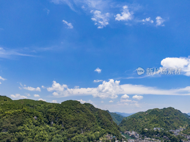 大自然山川蓝天白云天空航拍图