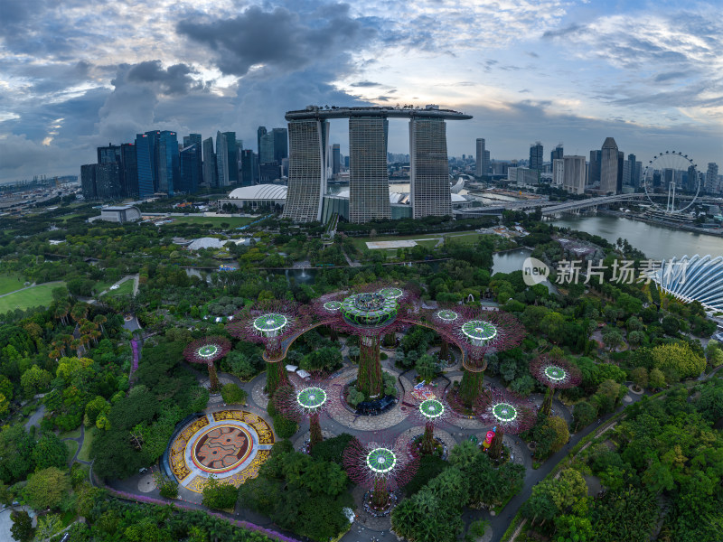 新加坡滨海湾金沙海滨奥林匹克蓝调夜景航拍