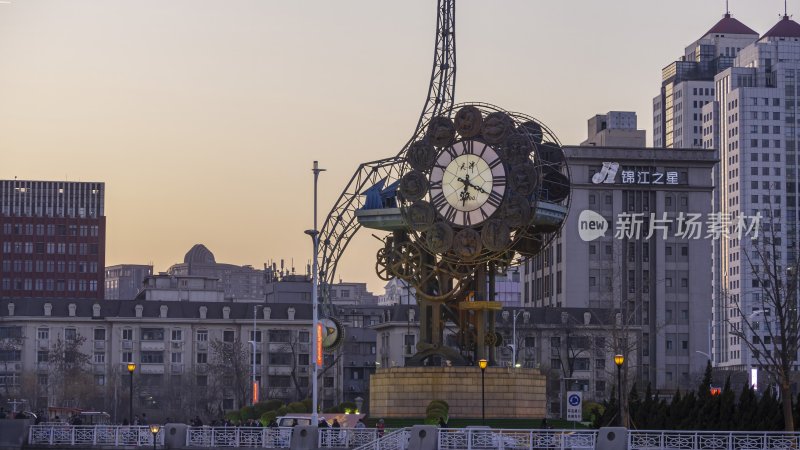 天津地标建筑世纪钟风光