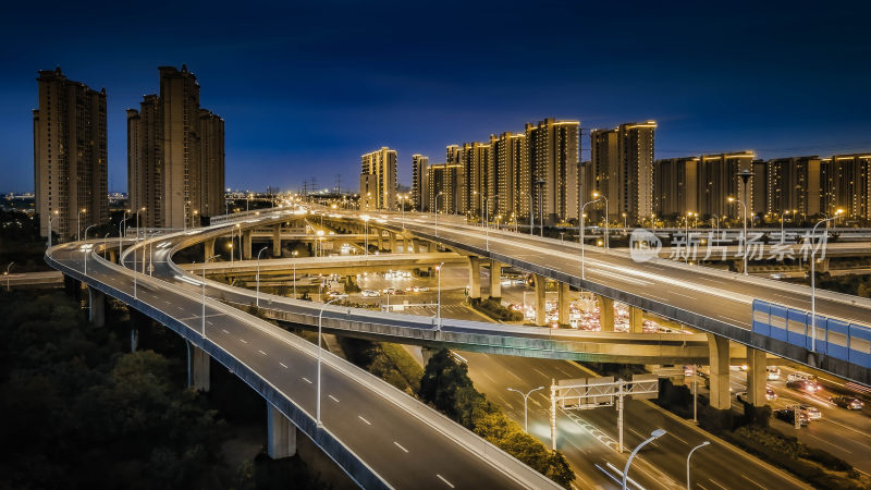 常熟南三环城市立交桥夜景