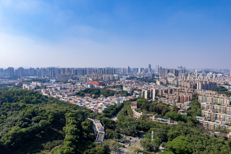 广东中山城市风光中山公园航拍摄影图
