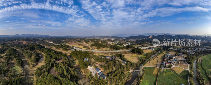 山川丘陵农业种植航拍全景图