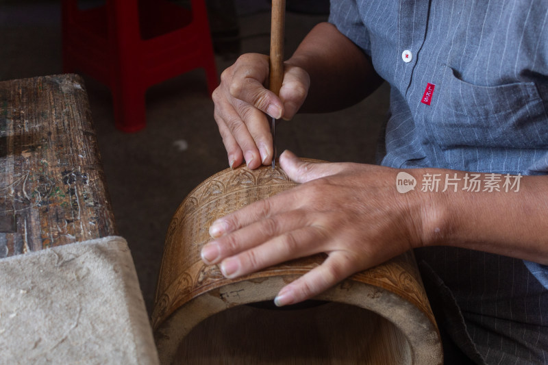 徽州古城竹雕手工特写