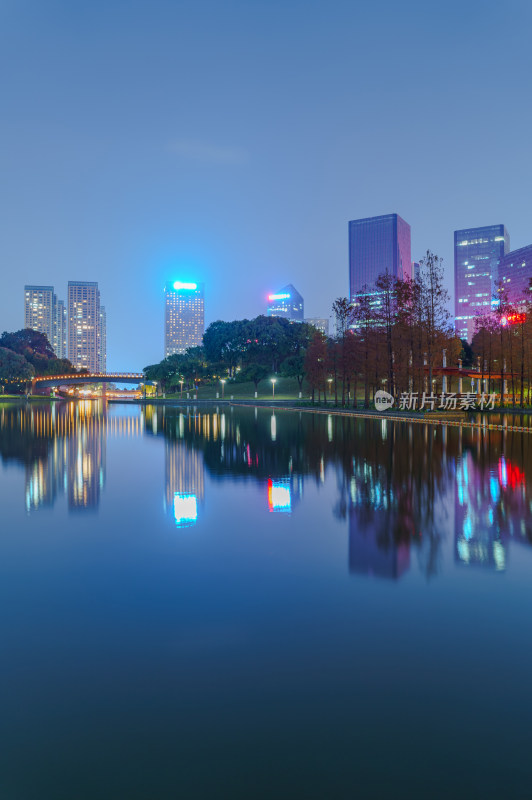 佛山千灯湖公园树林湖泊城市夜景灯光