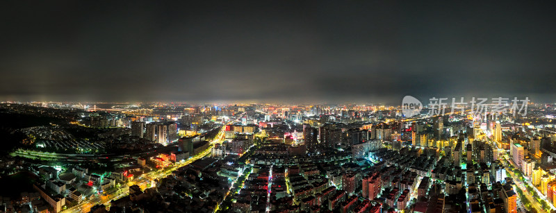 泉州城市夜景航拍全景图