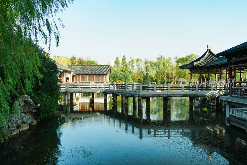 苏州石湖蠡岛杲亭