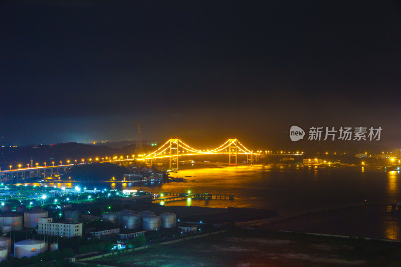 高处远眺广东省汕头市海湾大桥夜景