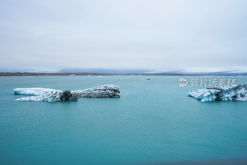 冰岛，杰古沙龙冰河湖，潟湖