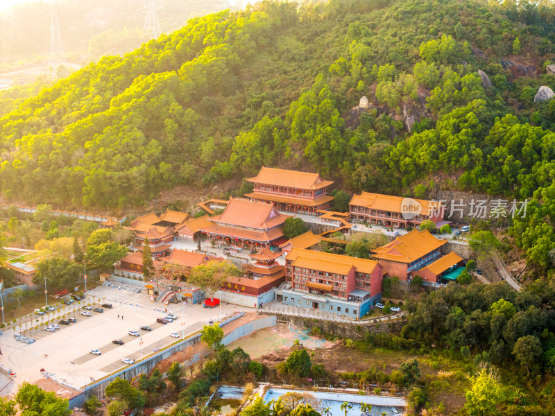 深圳市石岩弘源寺日落航拍