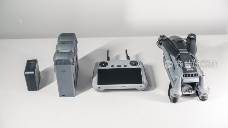 无人机及配件展示