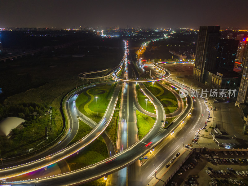 城市高速公路立交桥车流夜景航拍