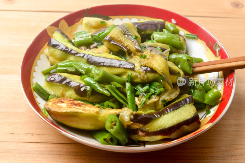 凉拌茄子美食食材