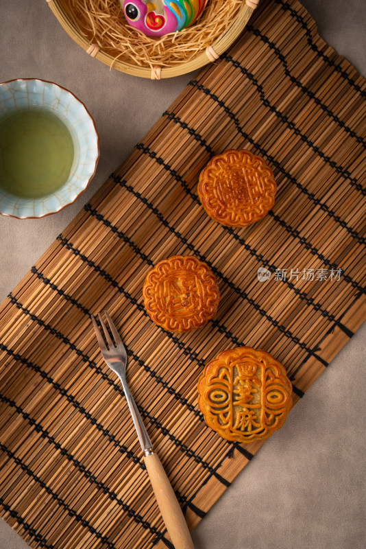 中国传统节日中秋节美食月饼
