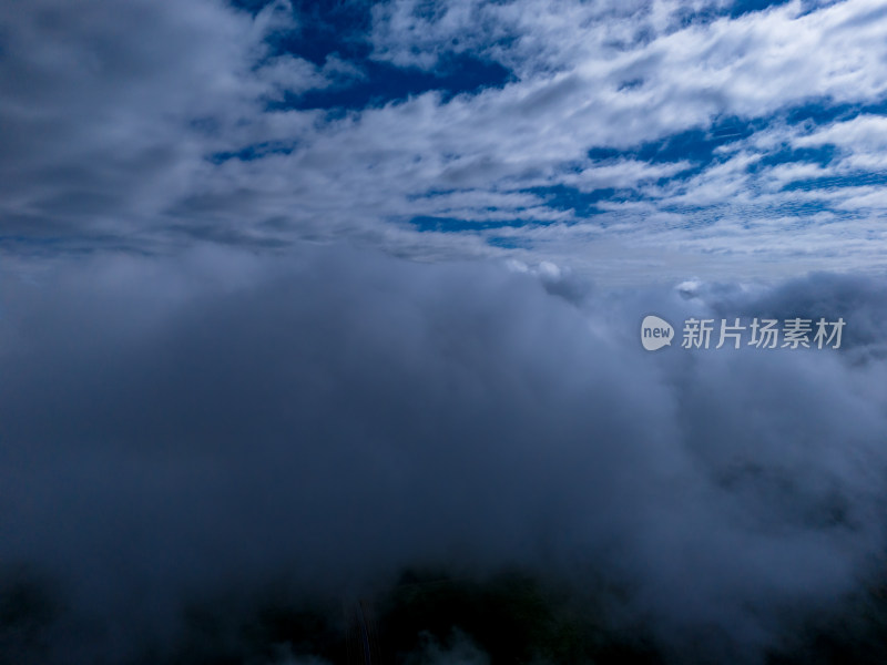 云海蓝天白云风景航拍图