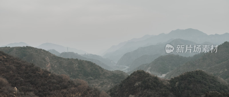 北京八达岭长城山顶远眺