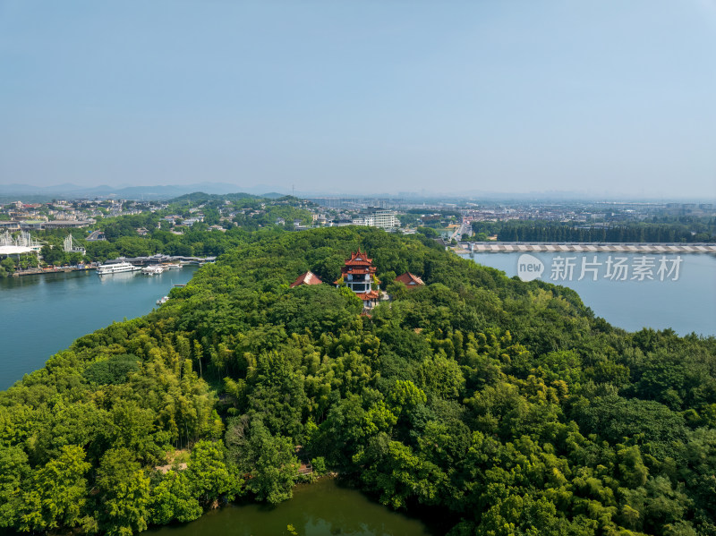 夏季白天航拍常州溧阳天目湖状元阁