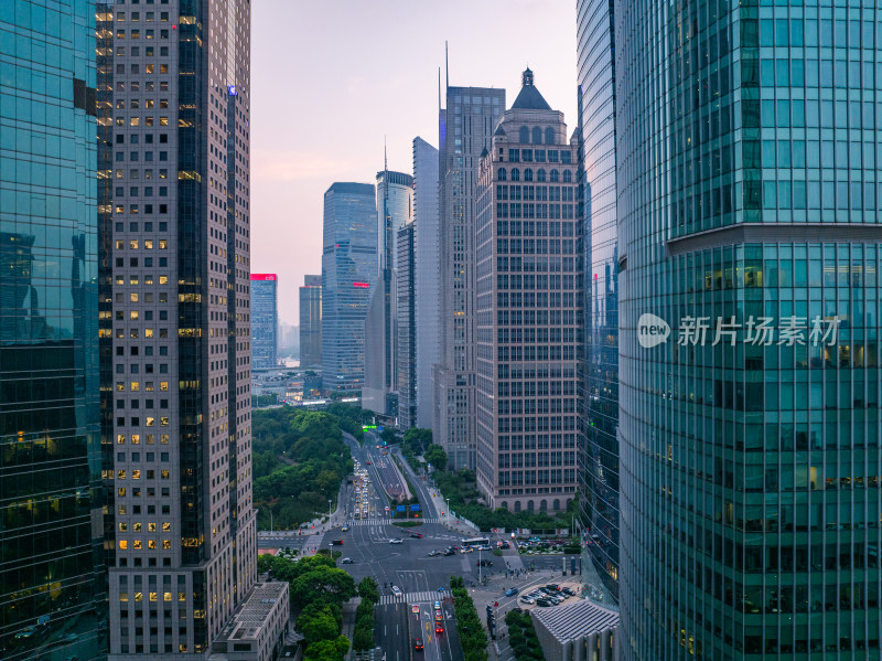 航拍上海陆家嘴高金融中心密集高楼群夜景