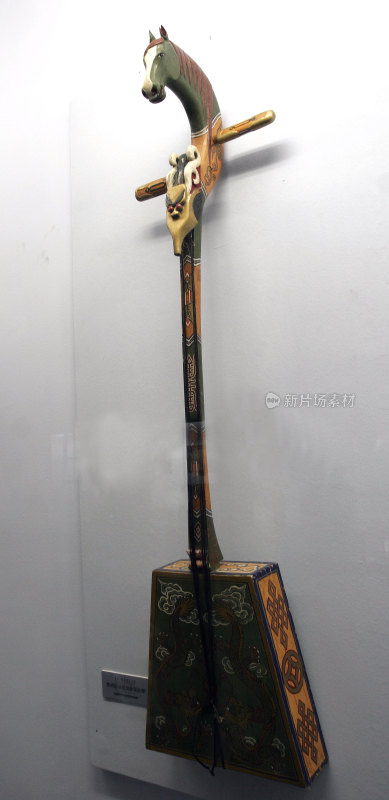 近代双龙纹马头琴