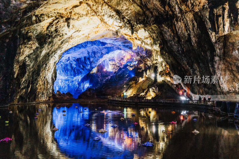 毕节织金洞地质旅游风景区