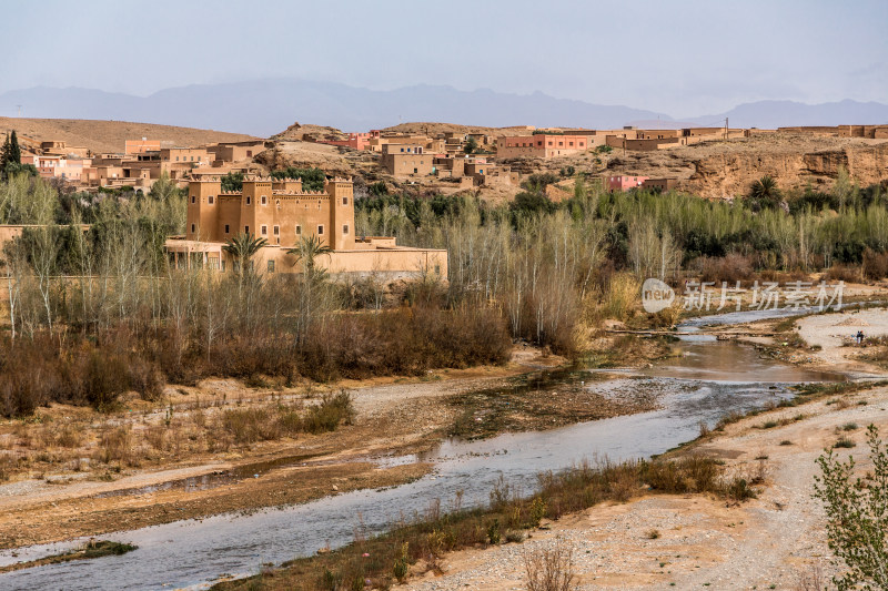 摩洛哥河谷中的农村