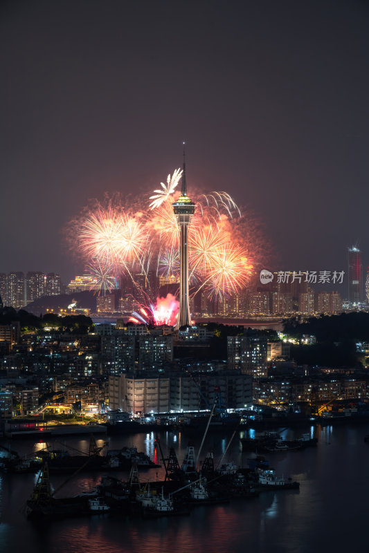 澳门半岛新葡京澳门塔CBD夜景烟花秀