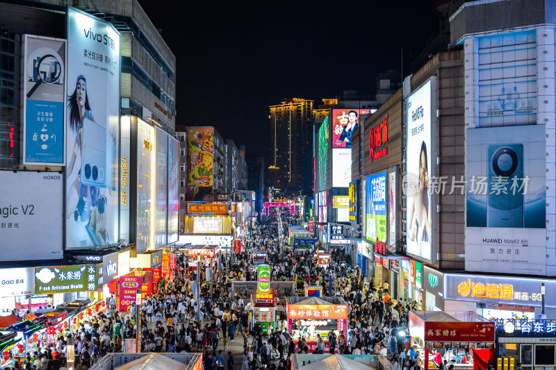 青岛台东步行街夜景夜晚延时