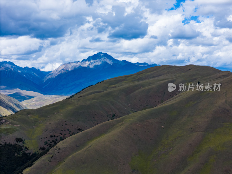 川西理塘格聂自然风景