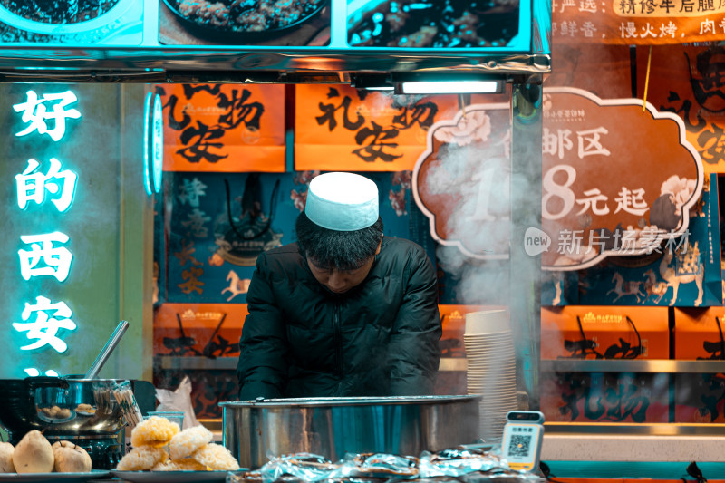 夜市小吃美食人群叫卖