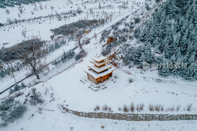 张掖马蹄寺