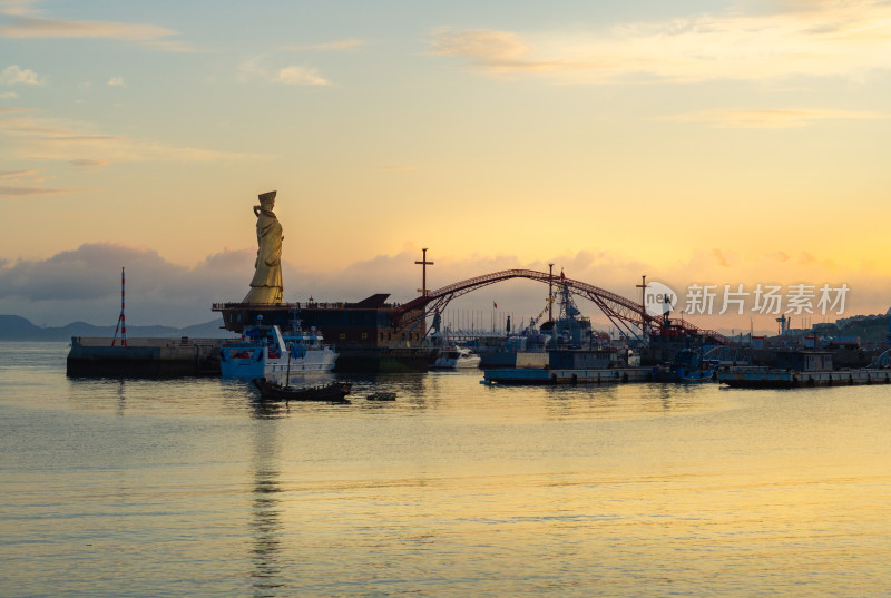 青岛市小麦岛火烧云