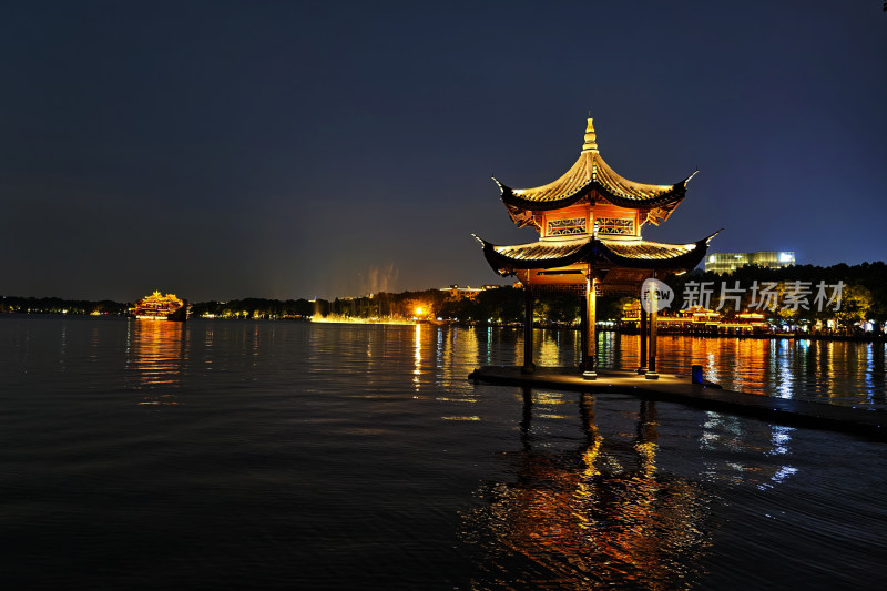 浙江省杭州市西湖集贤亭夜景