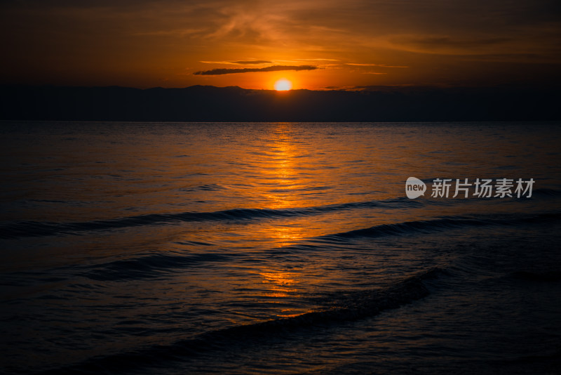 青海省 青海湖景区 夏季日出