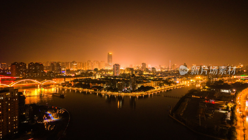 昆山城市夜景灯火辉煌河流桥梁高楼林立